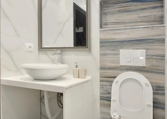 And Fully Equipped Apartamento *